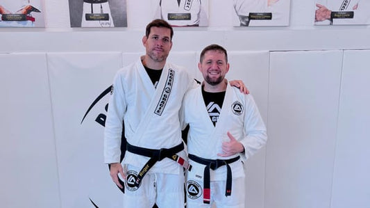 Mastering Fundamentals: Business Lessons from BJJ Legend Roger Gracie - Give me The mic official